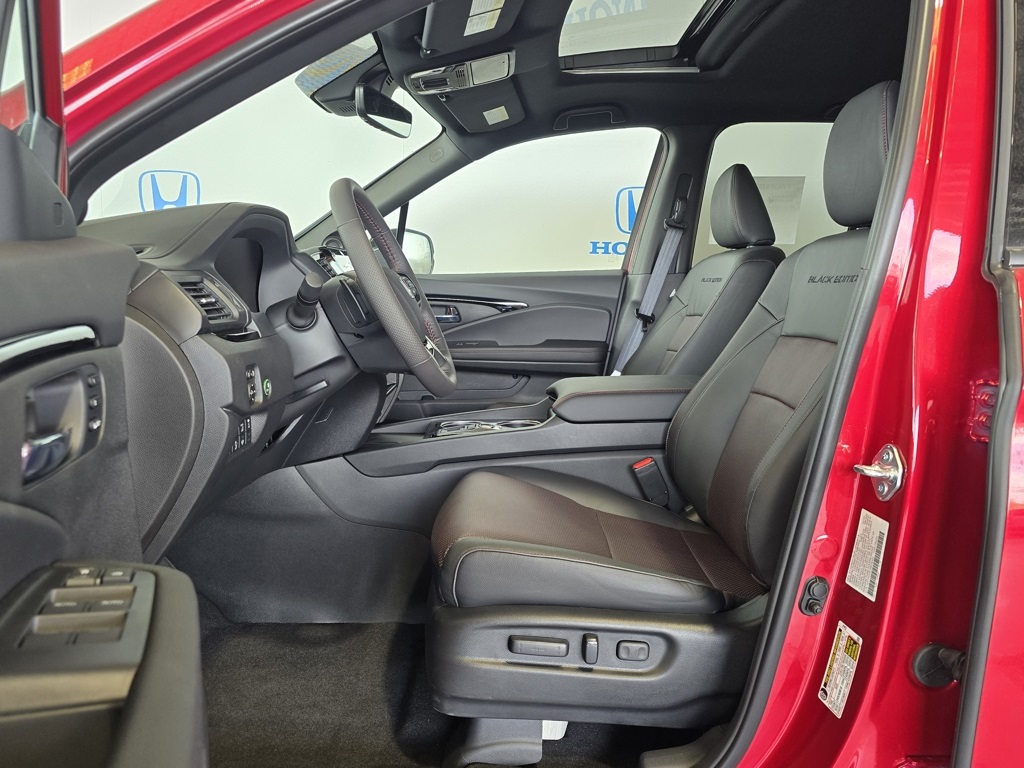 Thumbnail: 2025 Honda Ridgeline - 10