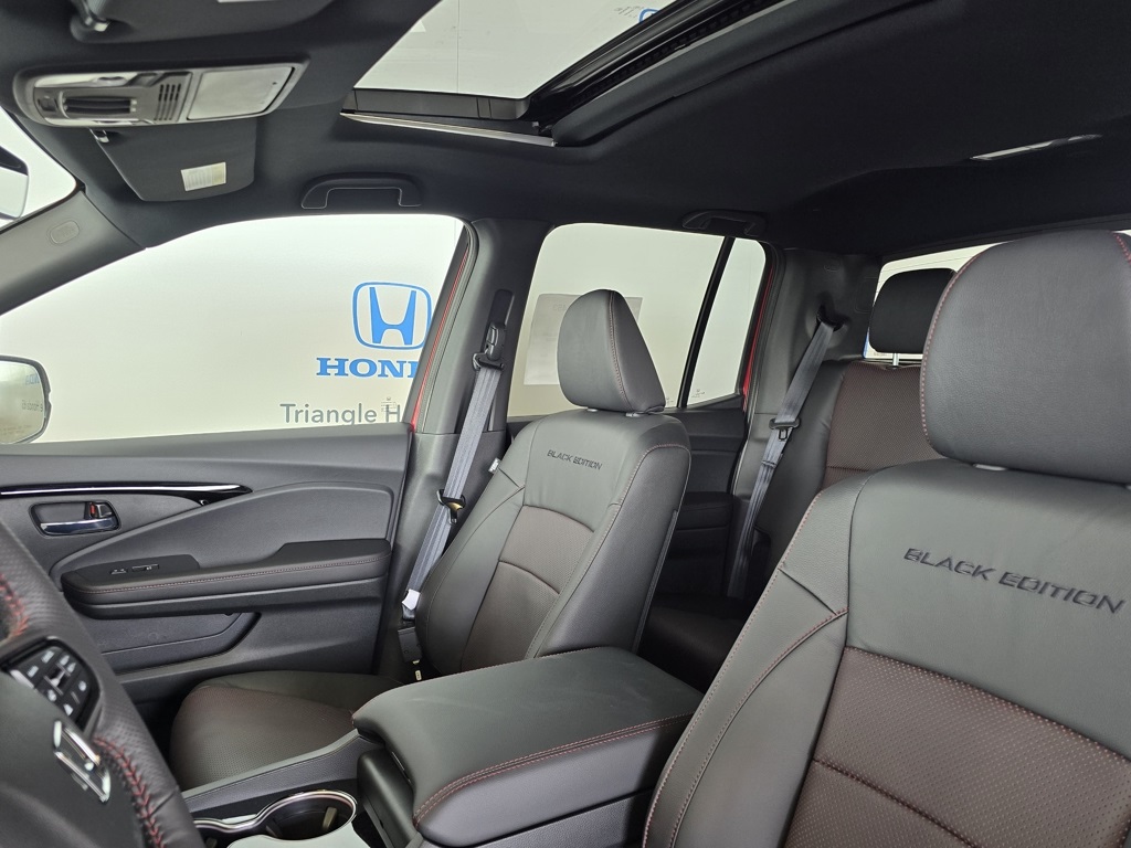 Thumbnail: 2025 Honda Ridgeline - 14