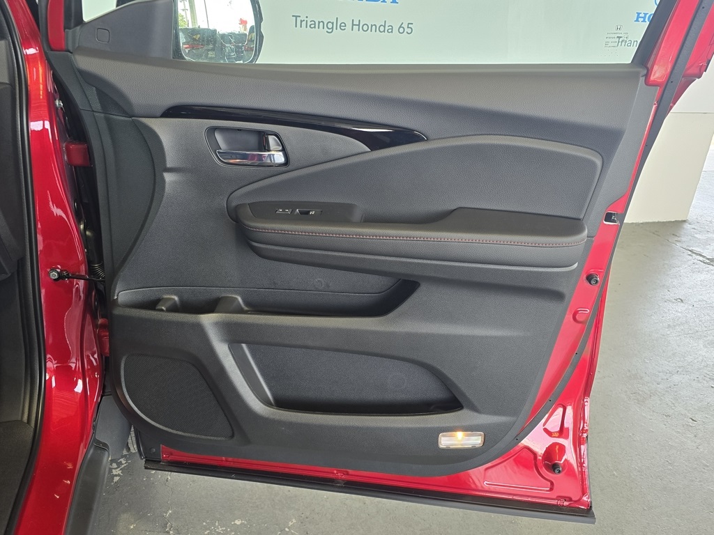 Thumbnail: 2025 Honda Ridgeline - 29