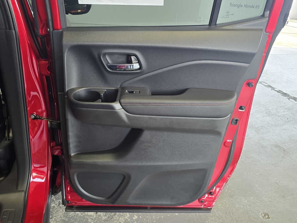 Thumbnail: 2025 Honda Ridgeline - 31