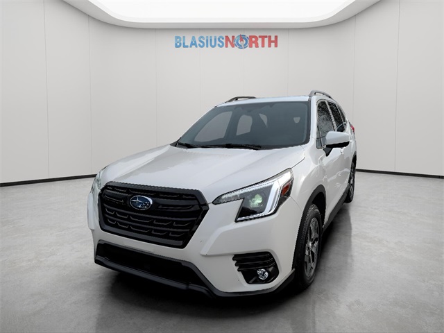 2024 Subaru Forester Premium Crossover AWD