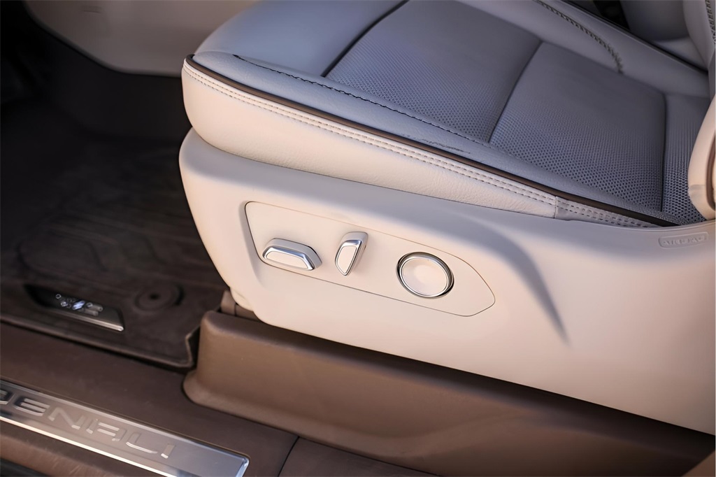 Used Car 2024 Gmc Yukon  Denali For Sale Under $70,000 In Austin, Texas