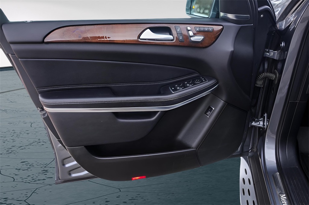 Used Car 2019 Mercedes-benz Gls  Gls 550 For Sale Under $30,000 In Austin, Texas