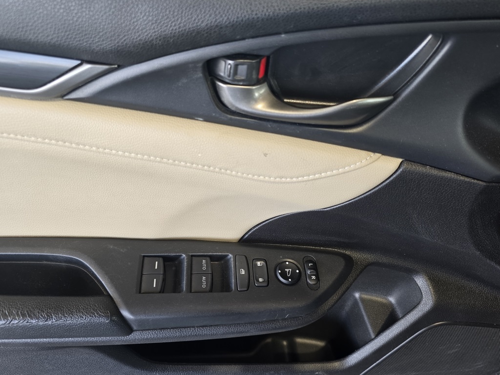 Thumbnail: 2020 Honda Civic - 21