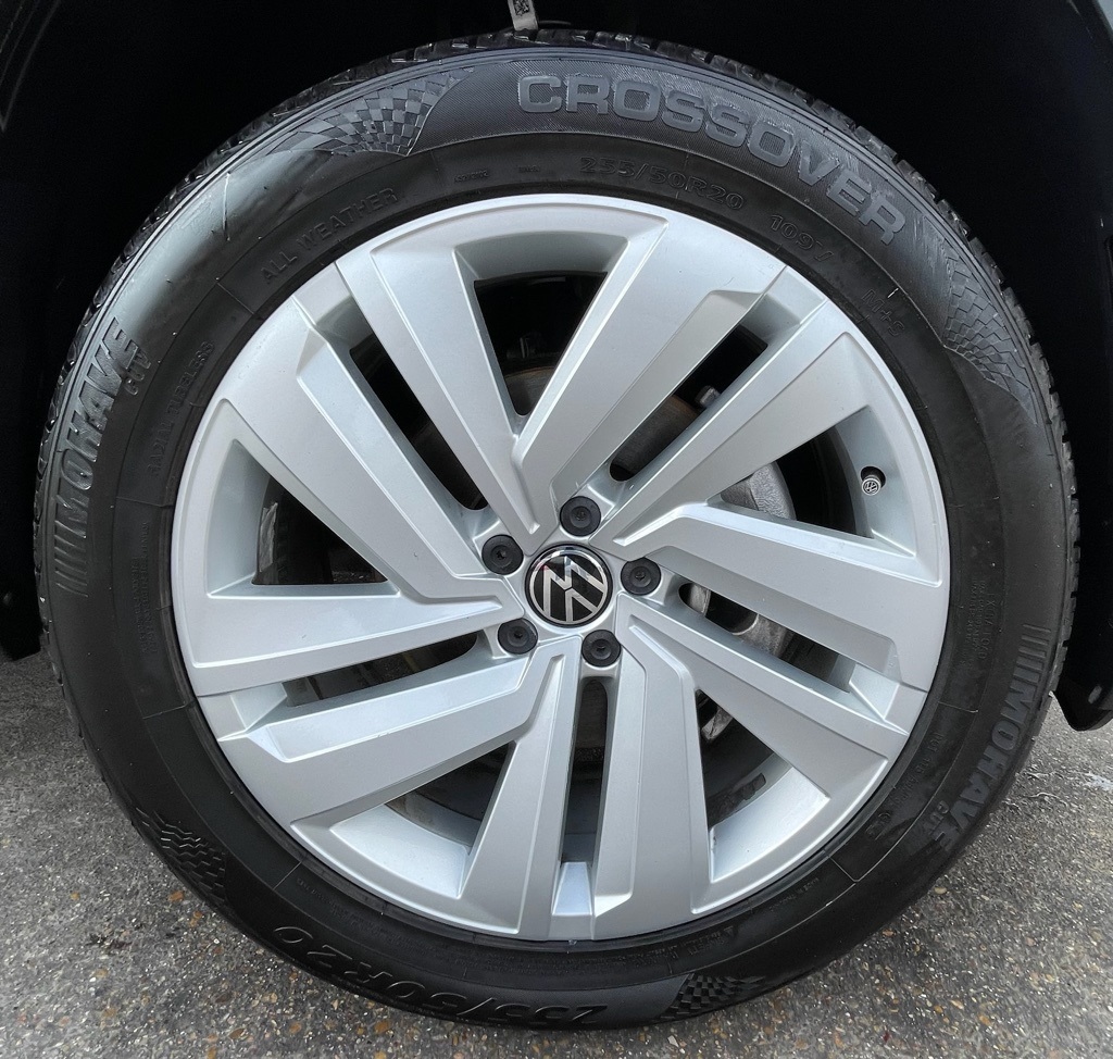 2022 Volkswagen Atlas Cross Sport 3.6L V6 SE w/Technology Gray at DeMontrond Auto Country