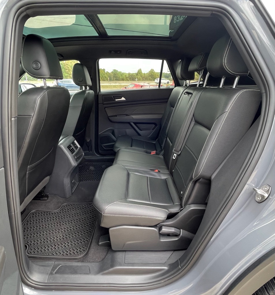 2022 Volkswagen Atlas Cross Sport 3.6L V6 SE w/Technology Gray at DeMontrond Auto Country
