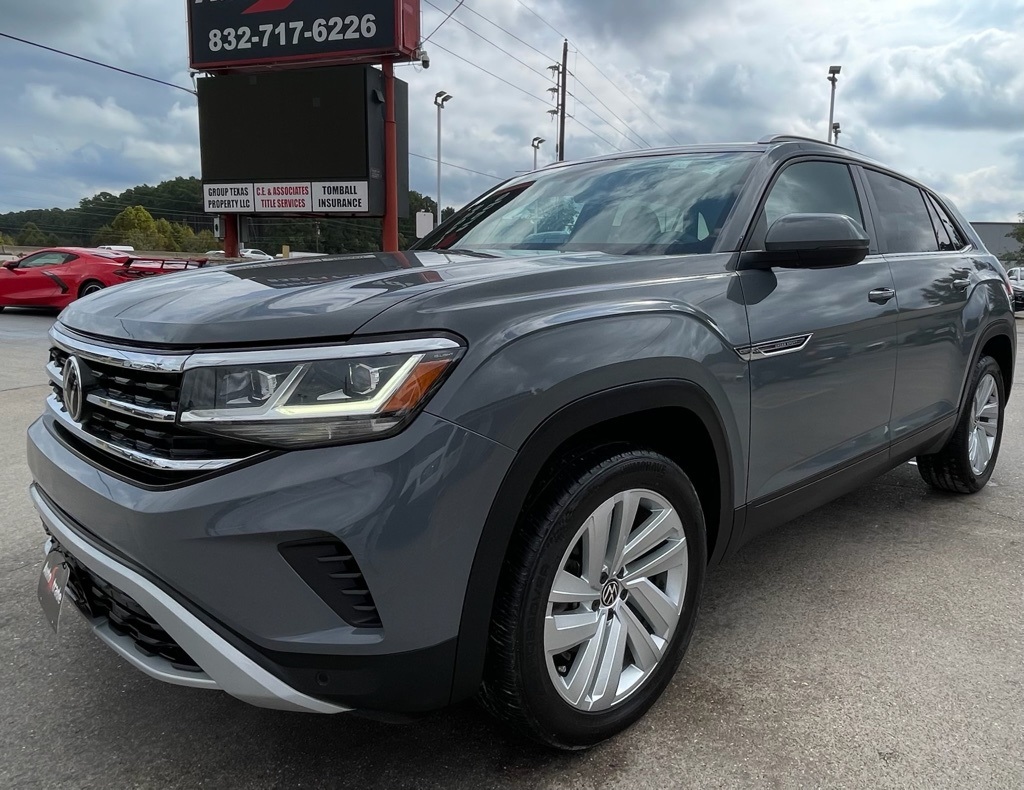 2022 Volkswagen Atlas Cross Sport 3.6L V6 SE w/Technology Gray at DeMontrond Auto Country