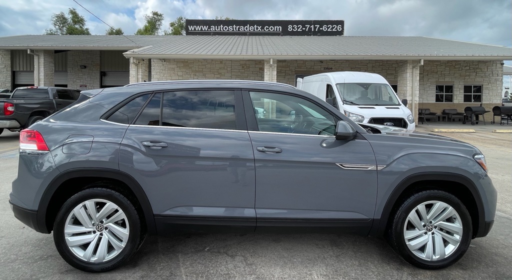 2022 Volkswagen Atlas Cross Sport 3.6L V6 SE w/Technology Gray at DeMontrond Auto Country