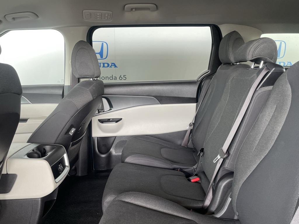 Thumbnail: 2024 Kia Carnival - 16