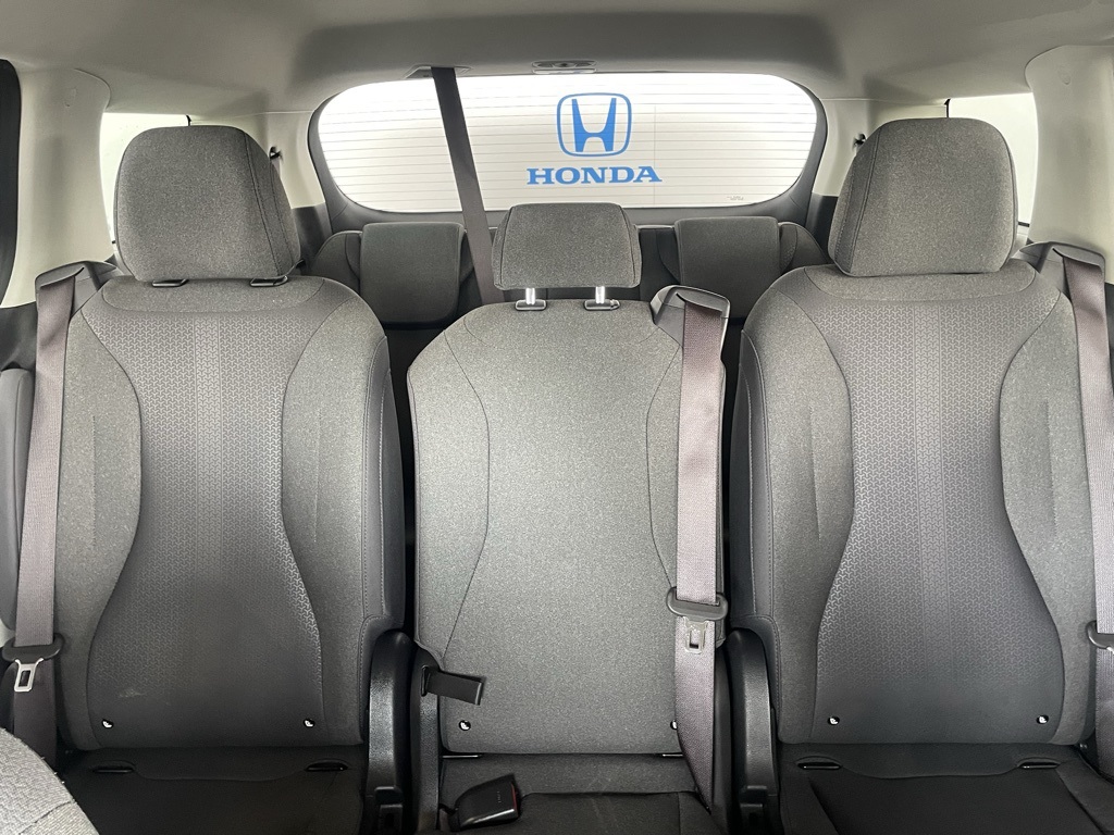 Thumbnail: 2024 Kia Carnival - 22