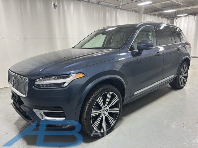 2025 Volvo XC90 B5 Ultra Bright Theme AWD