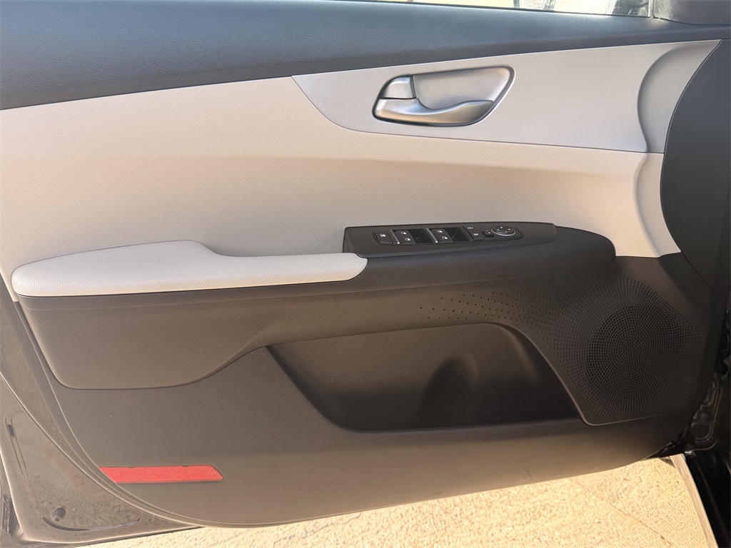 2022 Kia Forte LXS Black at AutoSavvy Houston Southwest