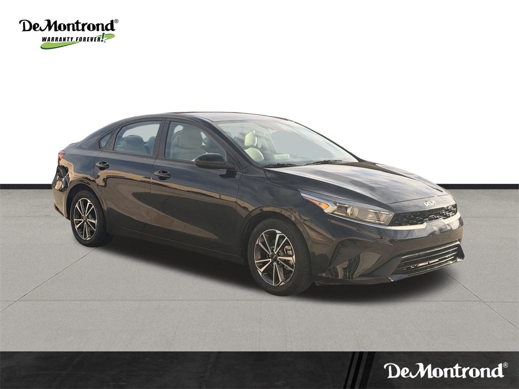 2022 Kia Forte LXS Black at AutoSavvy Houston Southwest