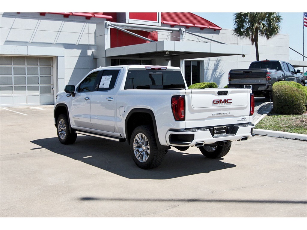 2023 GMC Sierra 1500 Denali - 2