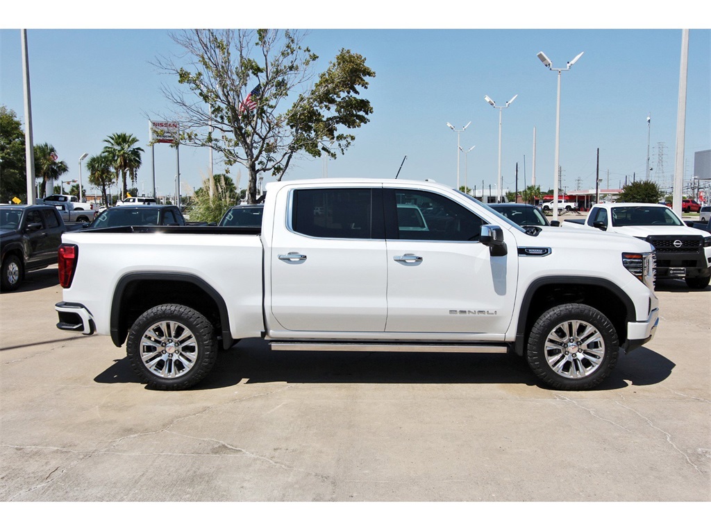 2023 GMC Sierra 1500 Denali - 4