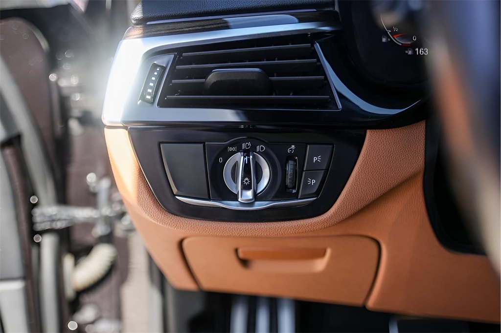 Used Car 2021 Bmw 5 Series  540i Xdrive For Sale Under $35,000 In Austin, Texas