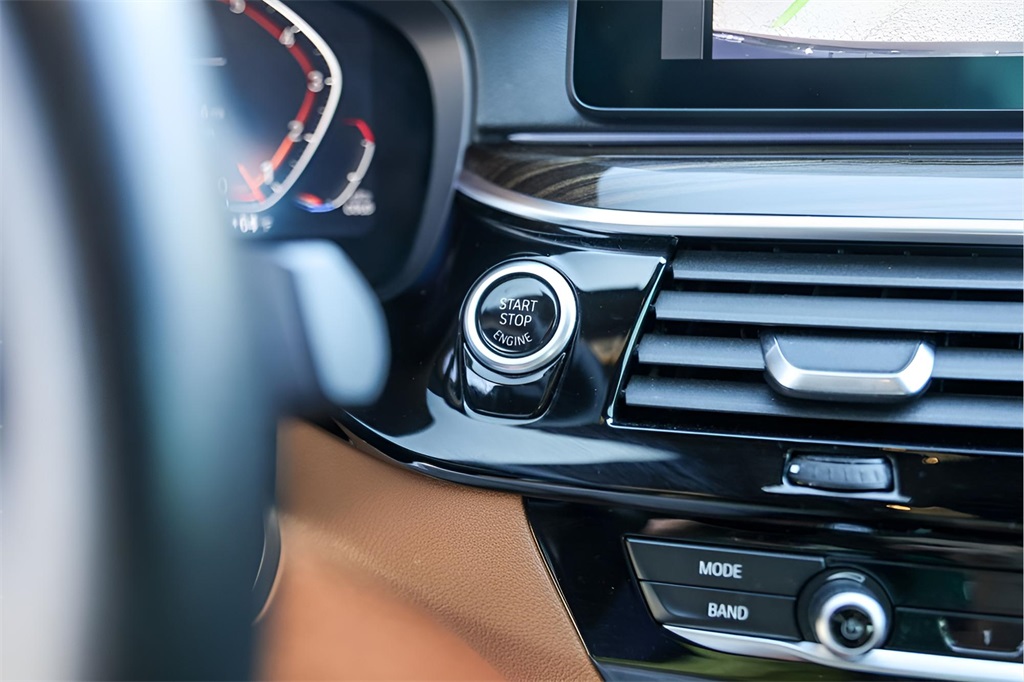 Used Car 2021 Bmw 5 Series  540i Xdrive For Sale Under $35,000 In Austin, Texas