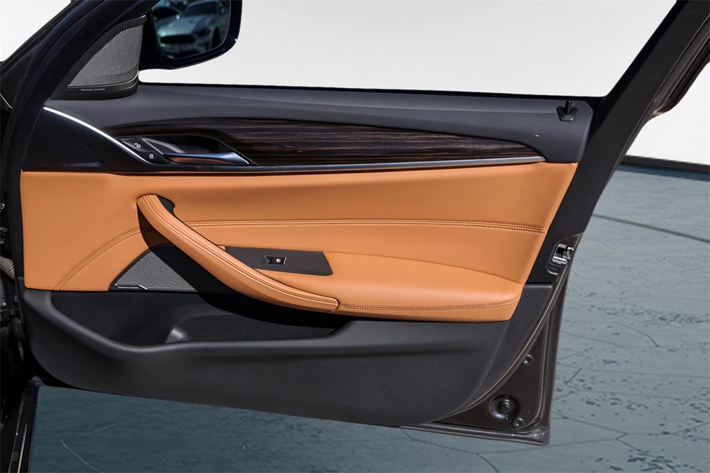 Used Car 2021 Bmw 5 Series  540i Xdrive For Sale Under $35,000 In Austin, Texas