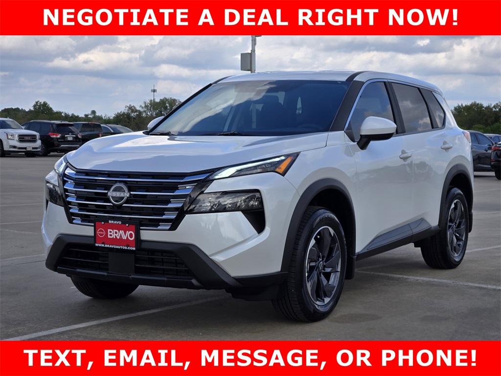 2026 Nissan Rogue SV's photo