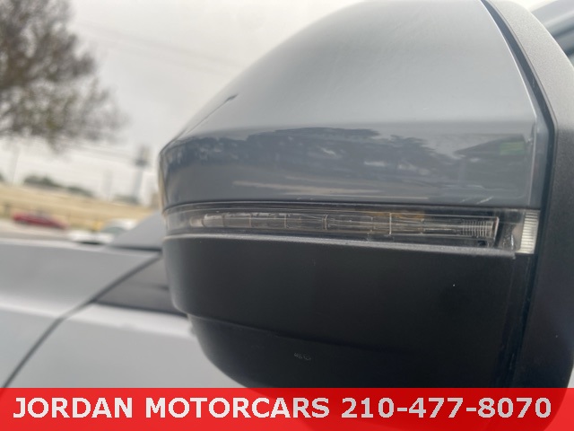 Used Car 2022 Volkswagen Atlas Cross Sport  3.6l V6 Se W/technology For Sale Under $25,000 In San Antonio, Texas