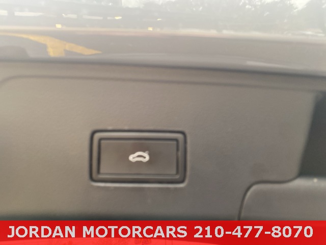 Used Car 2022 Volkswagen Atlas Cross Sport  3.6l V6 Se W/technology For Sale Under $25,000 In San Antonio, Texas