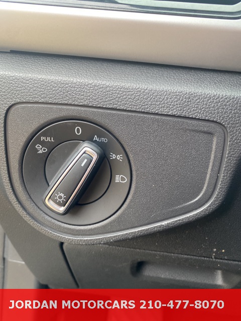 Used Car 2022 Volkswagen Atlas Cross Sport  3.6l V6 Se W/technology For Sale Under $25,000 In San Antonio, Texas