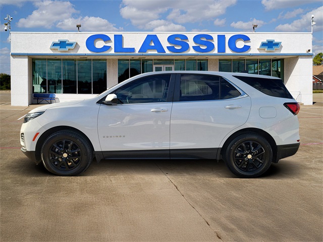 2022 Chevrolet Equinox LT - 3