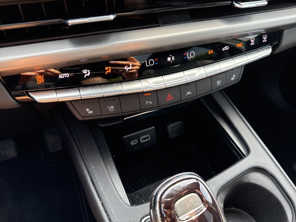 2024 Cadillac XT4