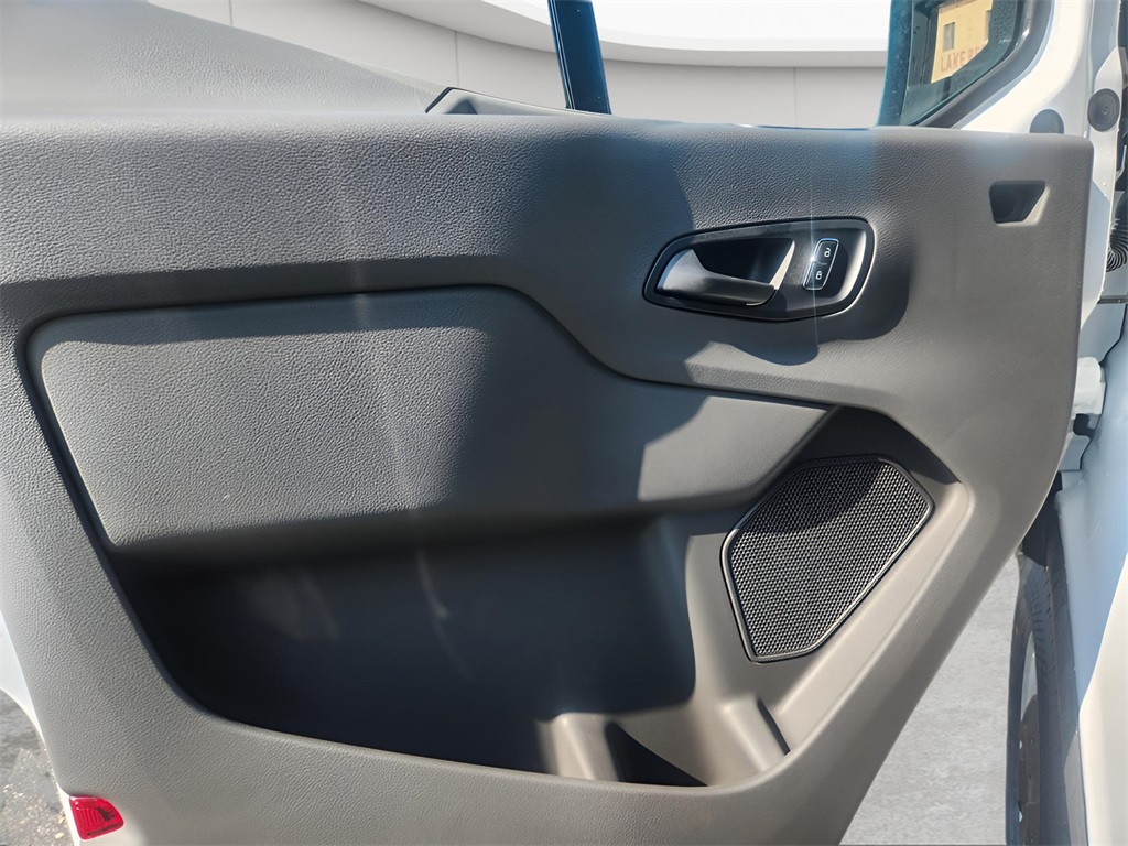 2025 Ford Transit-250