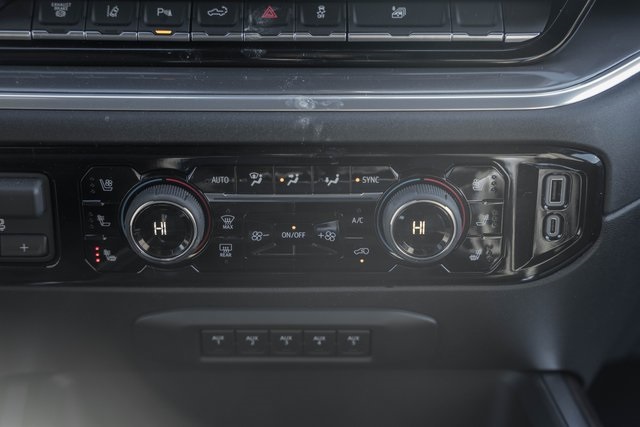 ChevroletSilverado 3500HD29