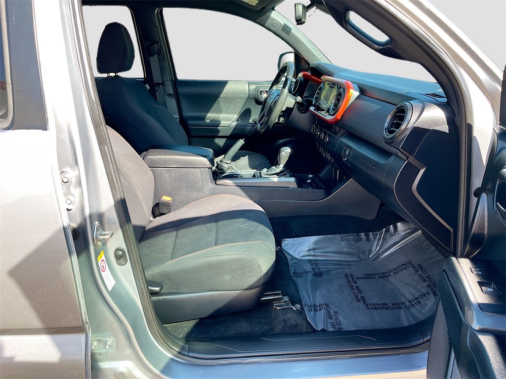 2019 Toyota Tacoma TRD Off-Road Silver at DeMontrond Auto Country