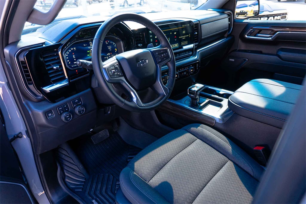 Used Car 2024 Chevrolet Silverado 1500  Lt Trail Boss For Sale Under $60,000 In San Marcos, Texas