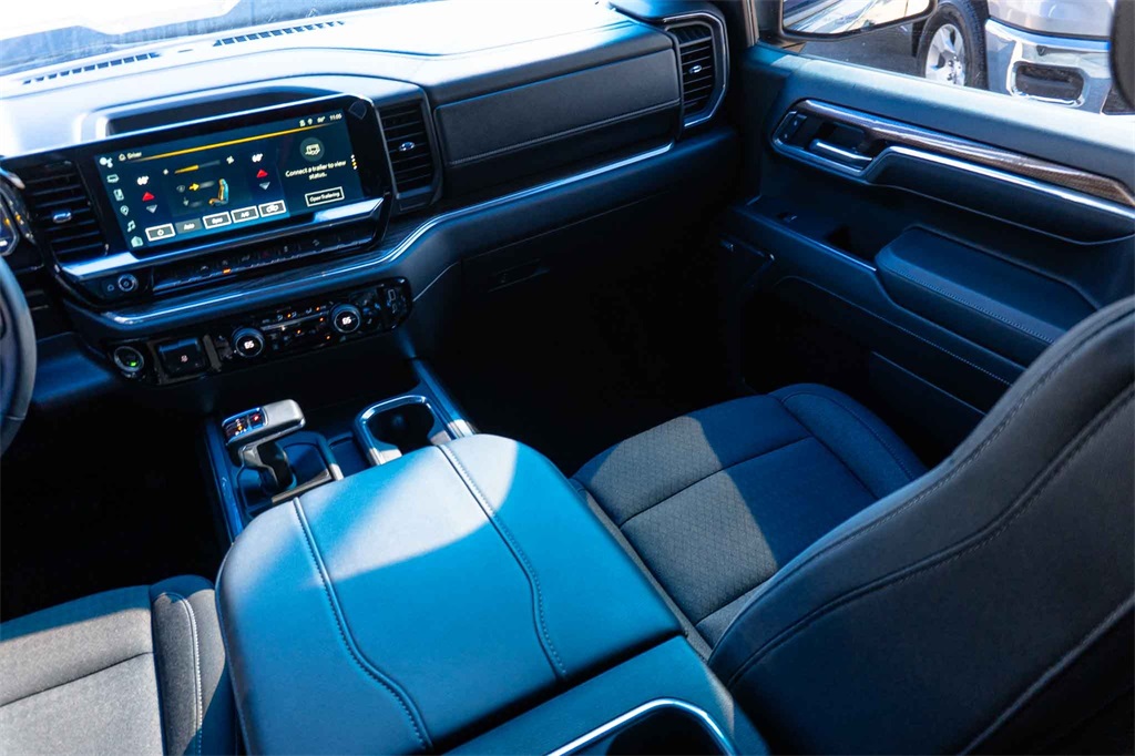 Used Car 2024 Chevrolet Silverado 1500  Lt Trail Boss For Sale Under $60,000 In San Marcos, Texas