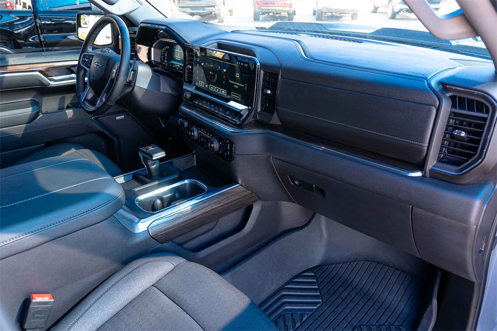 Used Car 2024 Chevrolet Silverado 1500  Lt Trail Boss For Sale Under $60,000 In San Marcos, Texas
