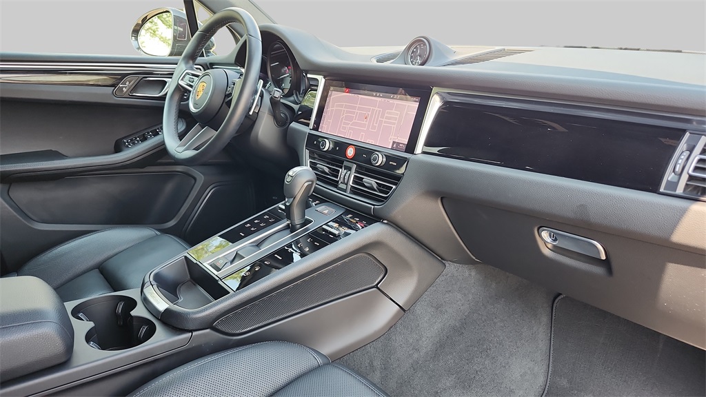 2024 Porsche Macan