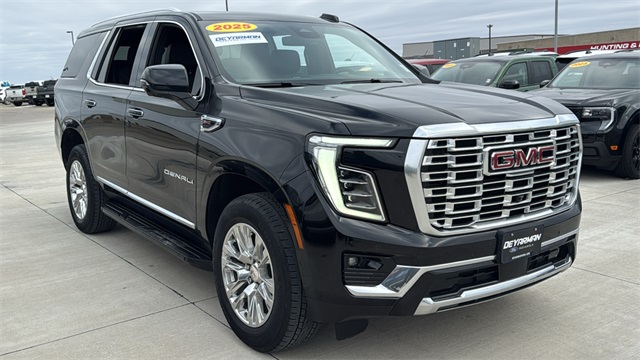 2025 GMC Yukon Denali 4WD