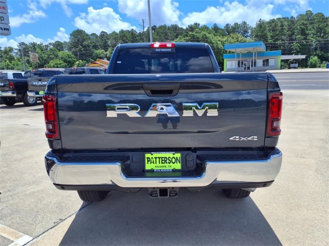 2025 Ram 2500 Tradesman photo 3