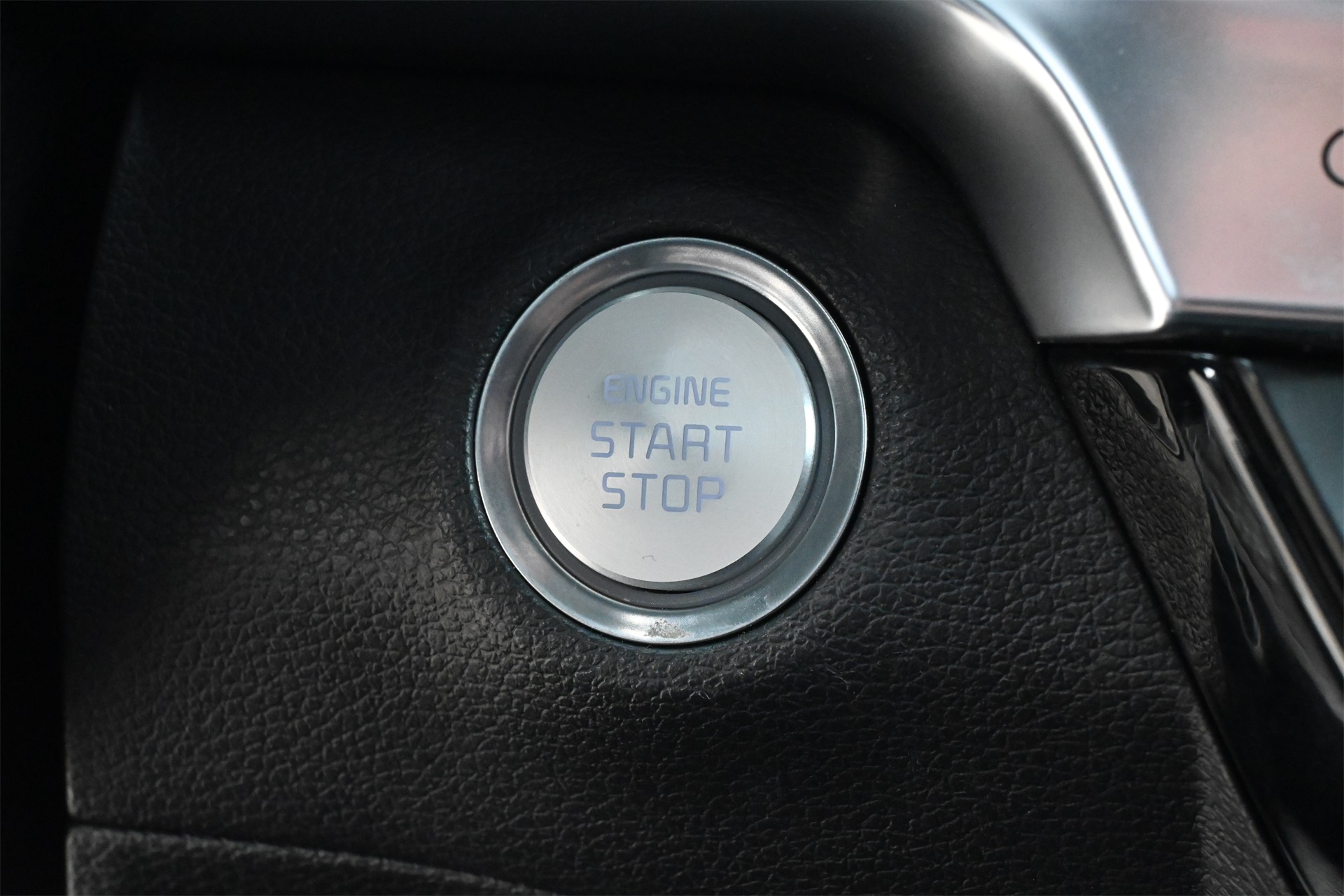 2021 Kia Telluride EX White at Shottenkirk Kia Fort Bend