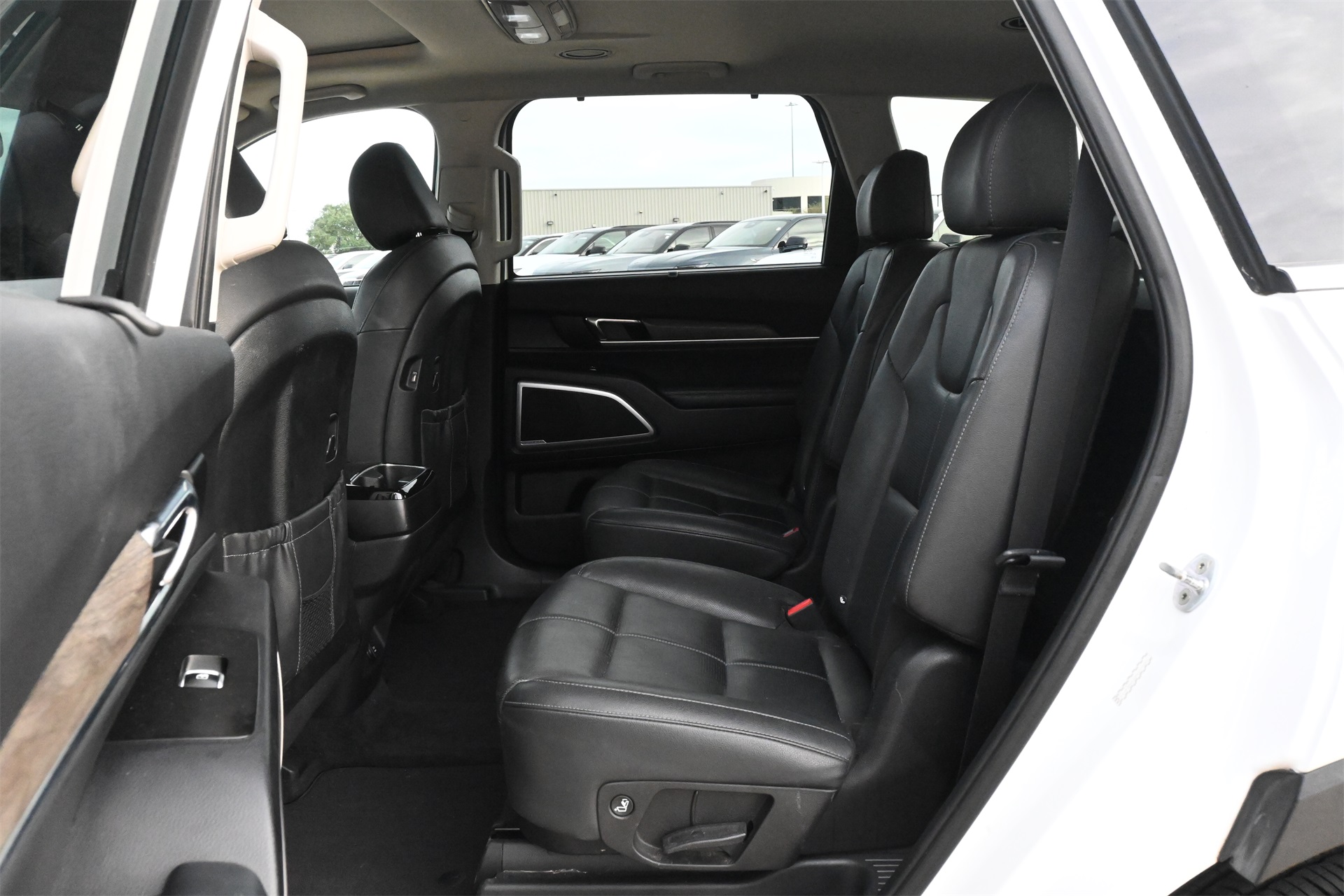 2021 Kia Telluride EX White at Shottenkirk Kia Fort Bend