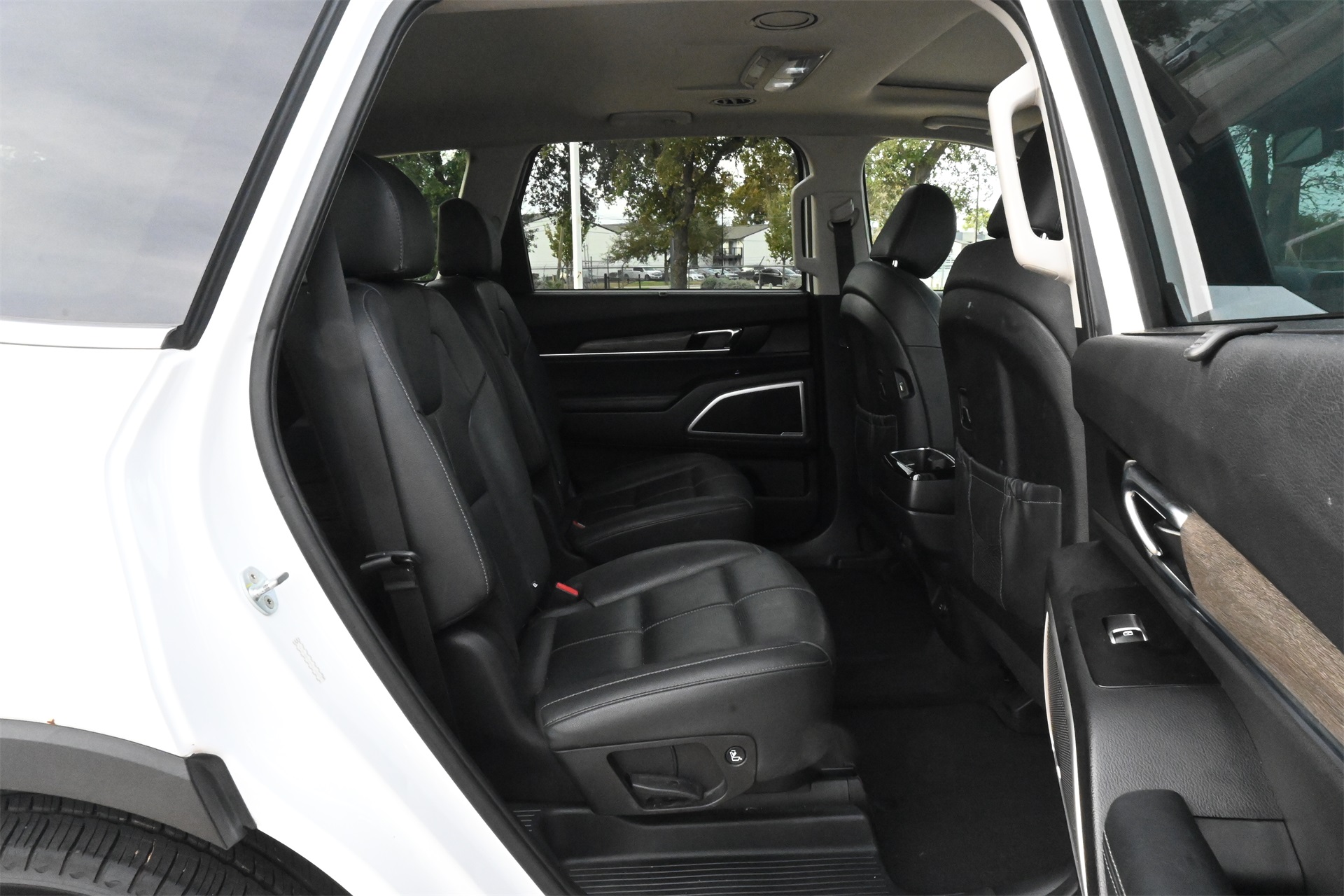 2021 Kia Telluride EX White at Shottenkirk Kia Fort Bend