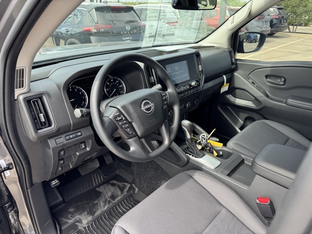 2026 Nissan Frontier S photo 2