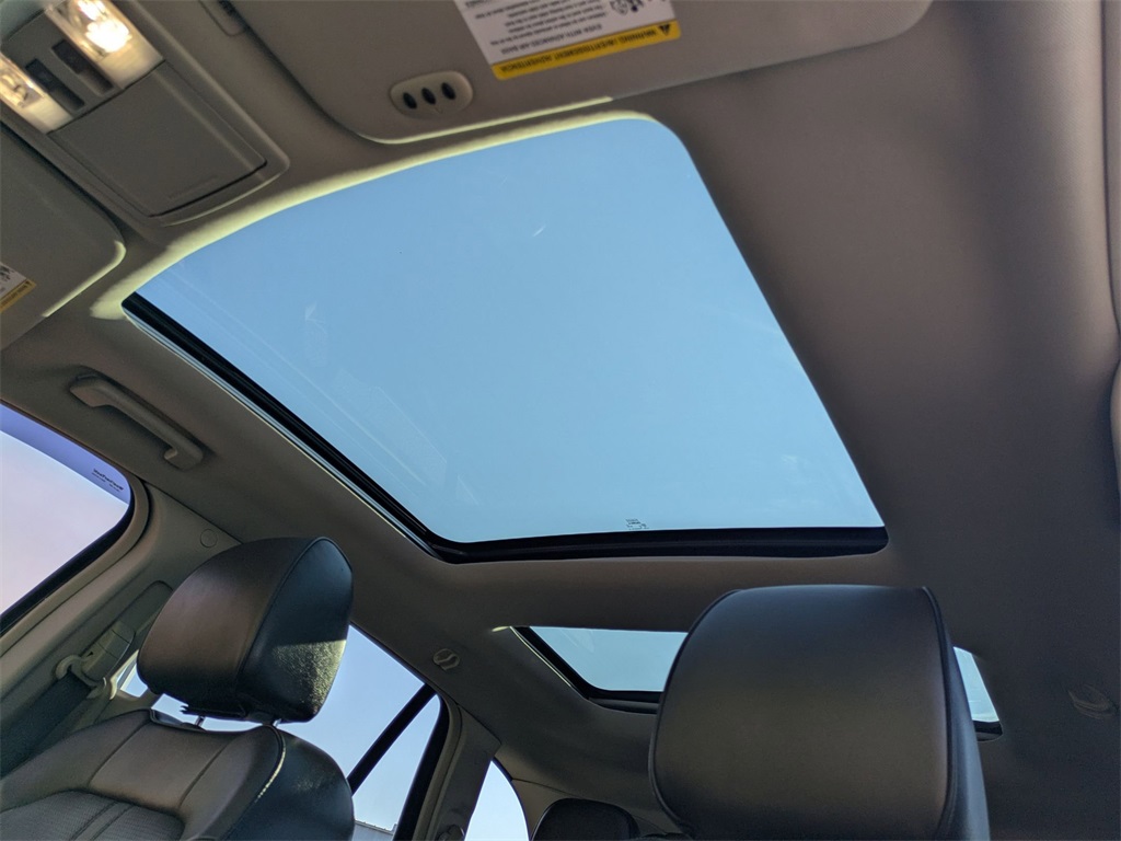 Used 2012 Lincoln MKX For Sale in Findlay, OH