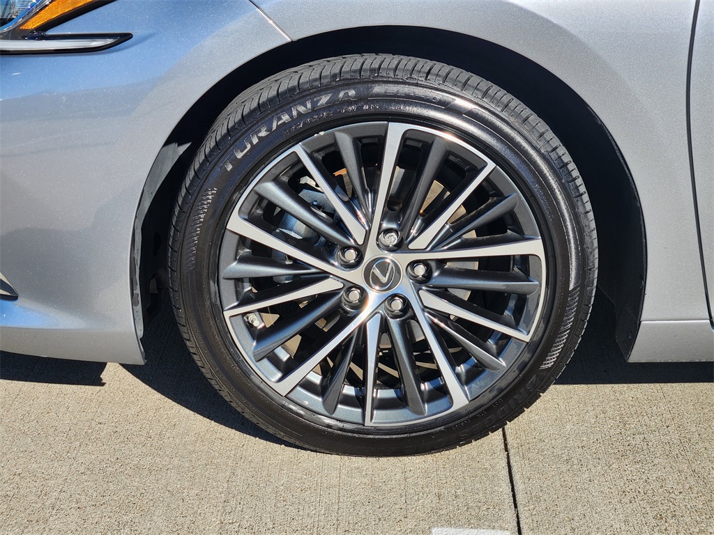 2023 Lexus ES  Silver at Ultimate Motorsports