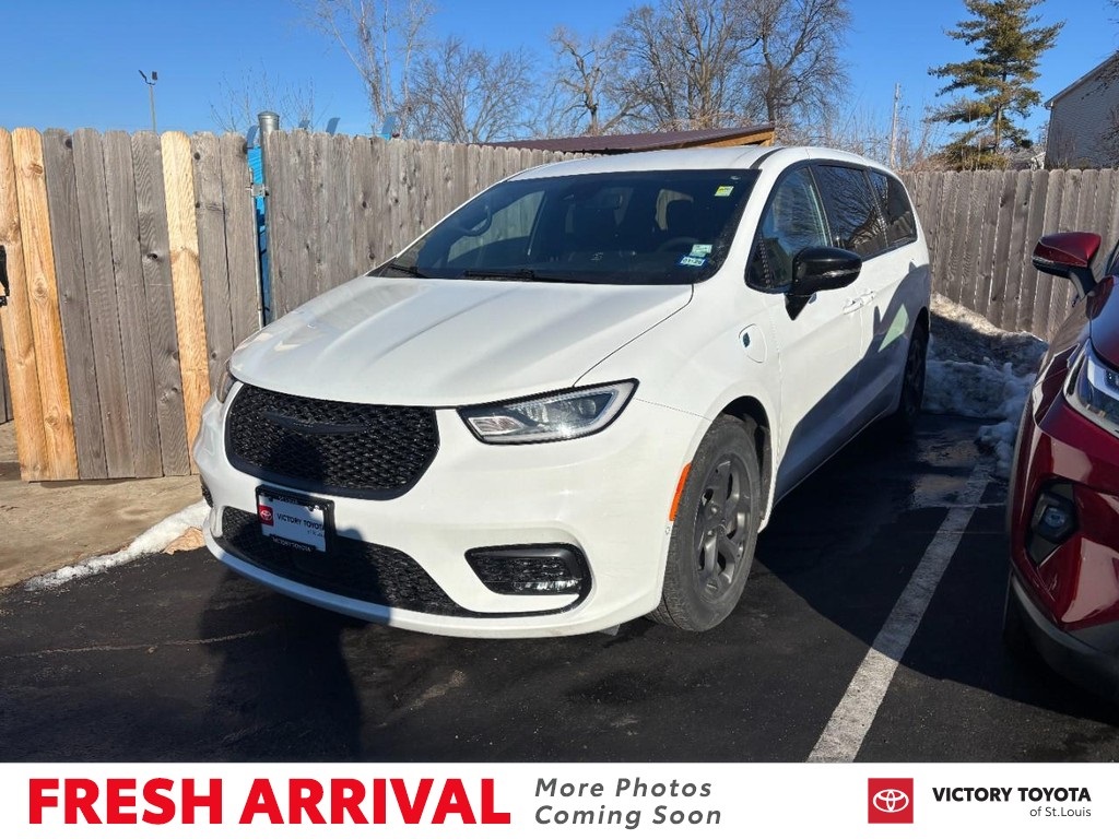 2024 Chrysler Pacifica Hybrid Select FWD