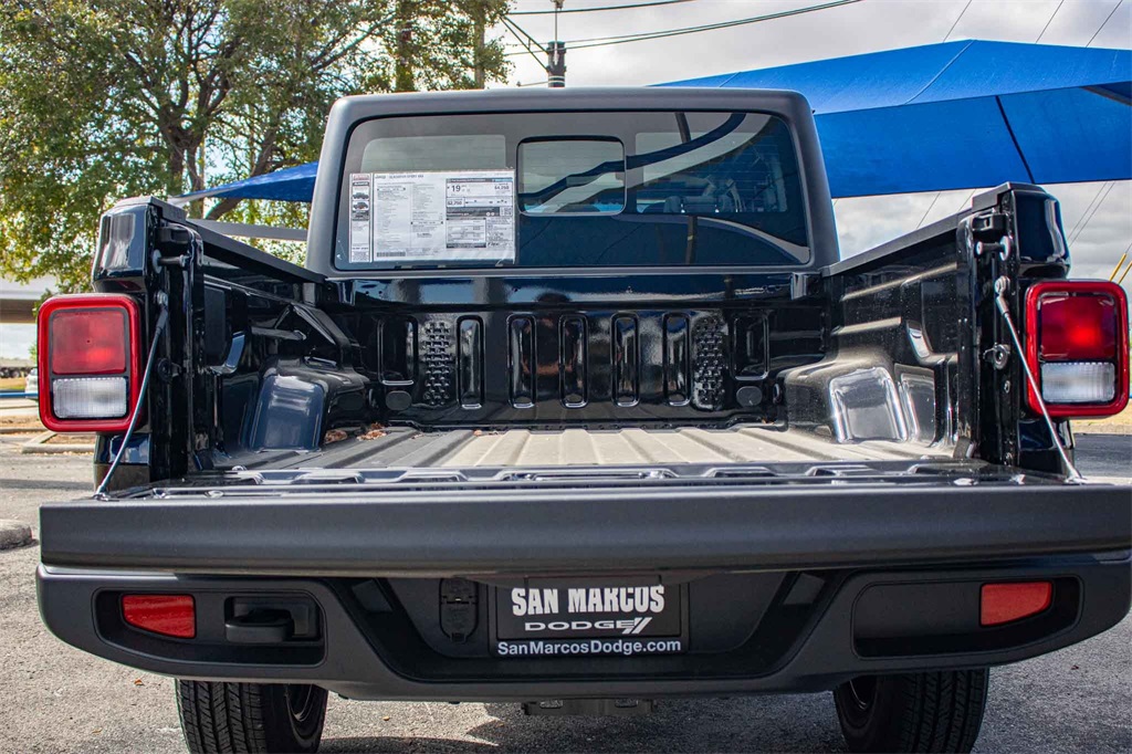 New Car 2025 Jeep Gladiator  Sport For Sale Under $40,000 In San Marcos, Texas