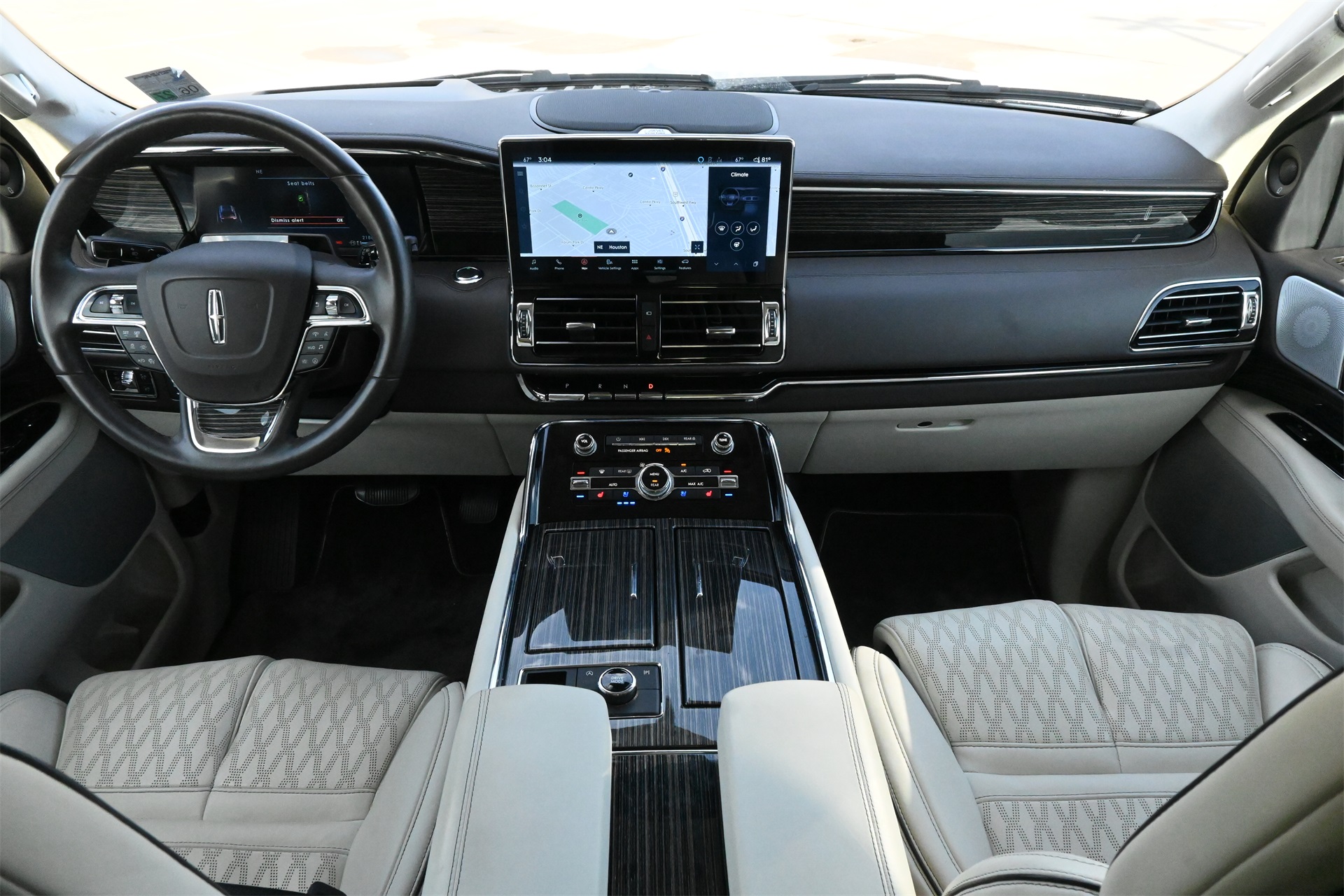 2024 Lincoln Navigator Black Label White at Bayway Cadillac Southwest