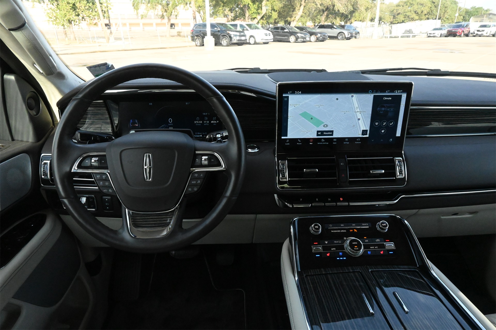 2024 Lincoln Navigator Black Label White at Bayway Cadillac Southwest