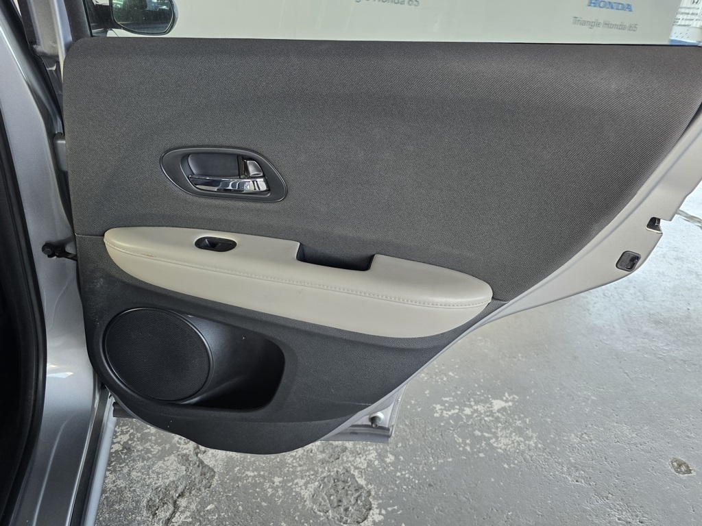 Thumbnail: 2019 Honda HR-V - 8