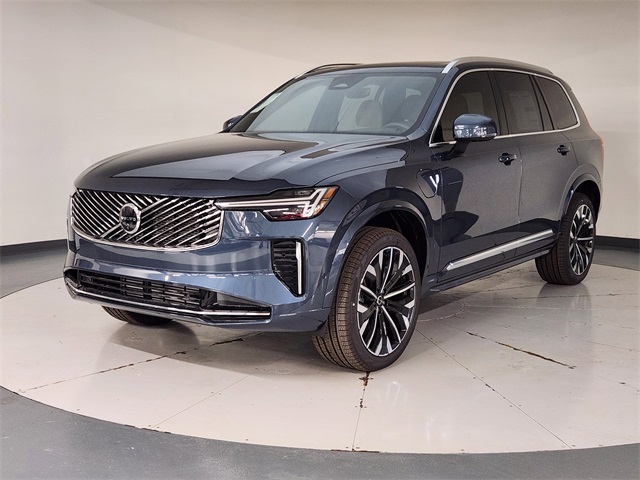 2026 Volvo XC90 Plug-In Hybrid T8 Plus