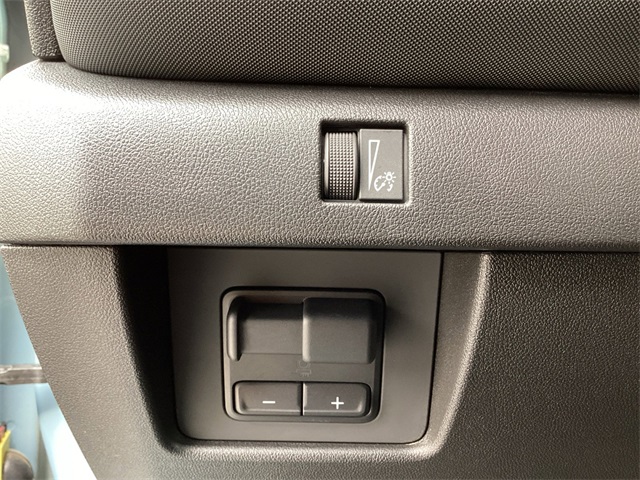 Used Car 2025 Chevrolet Colorado  Z71 For Sale Under $50,000 In San Antonio, Texas